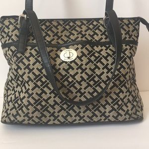 Tommy Hilfiger purse